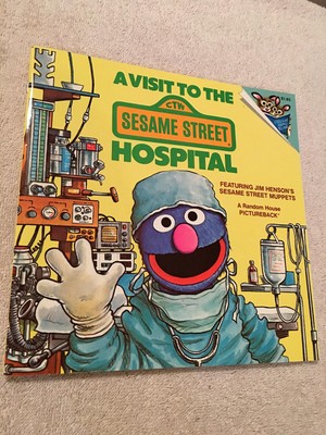 A Visit to the Sesame Street Hospital (Pictureback(R)) - Sesame Street - Goo...