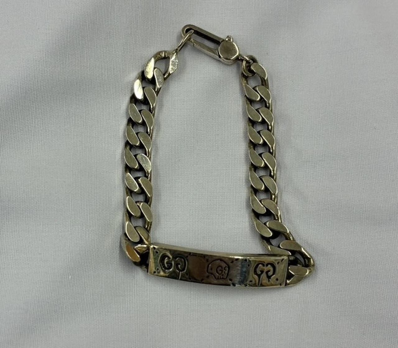 Y0713 Bracciale Gucci Teschio Argento