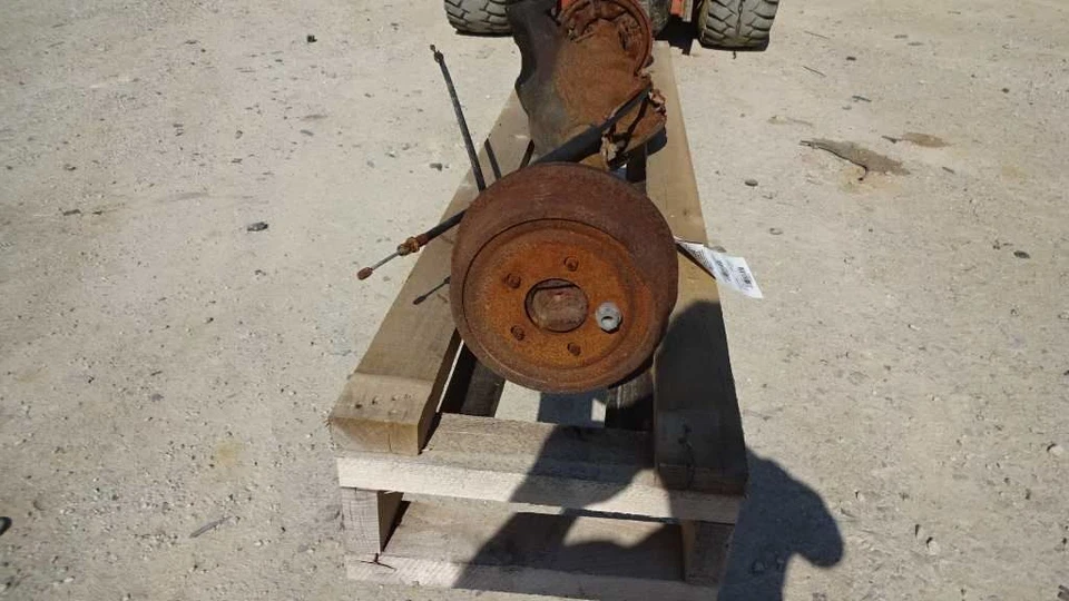 Rear Axle Assembly Chrysler 8-1/4 3.55 Ratio Fits 1991-2001 Jeep Cherokee 566543 - Image 3 of 4