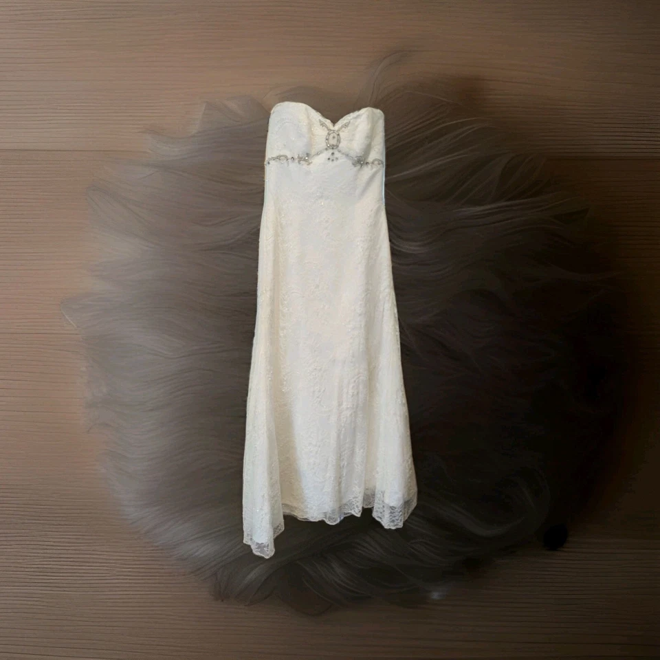 Augusta Jones Wedding Gown - Image 3 of 4