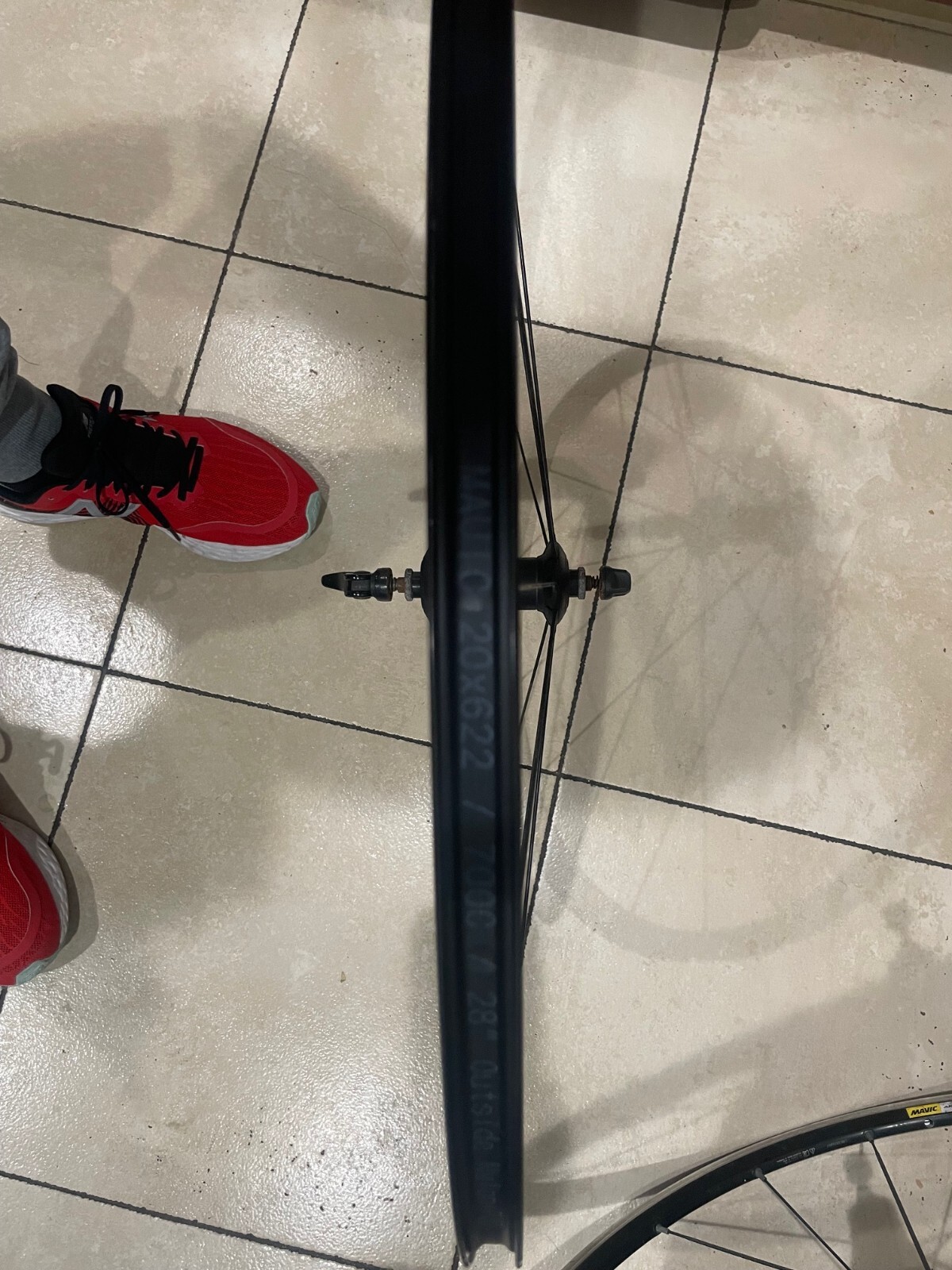 Mavis aksium rims road bike