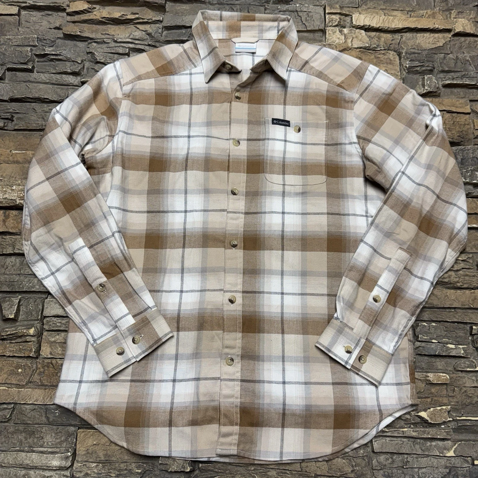 Columbia Cornell Woods Flannel Shirt Mens Medium Cream Brown Plaid Button Down