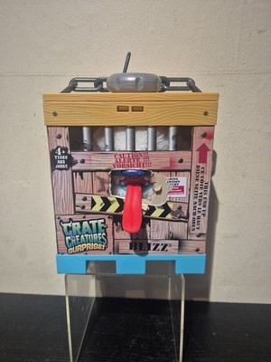 Crate Creatures, BLIZZ, elektronisches sprechendes Monsterspielzeug 7 Zoll Lichter Geräusche. (F1)