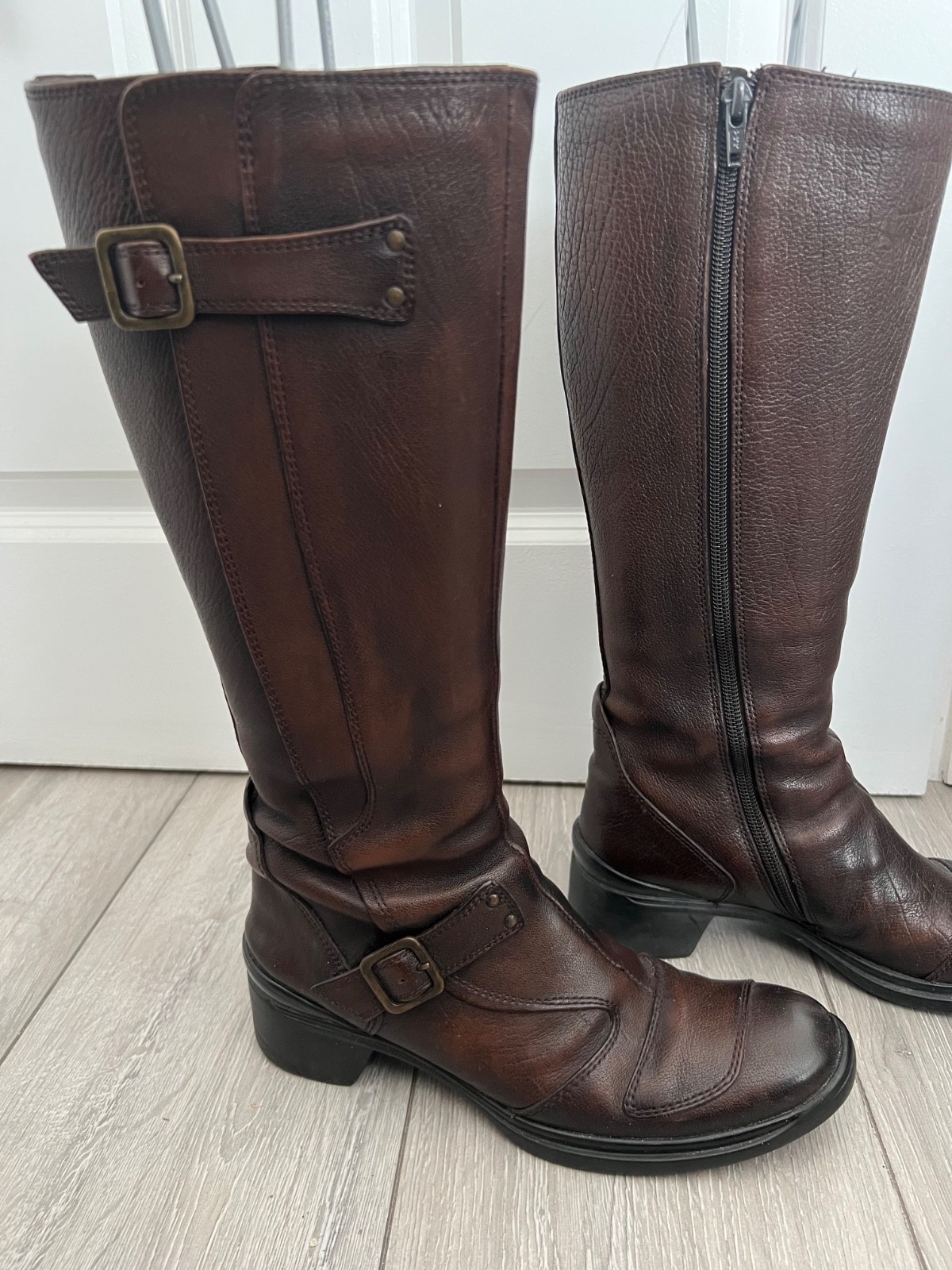 Italian Ladies Tall Leather Country Boots size 4 /37 image 5