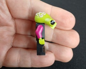 Lego Space Alien Conquest Alien Pilot Minifigure ac002 from 7050 7067 7052