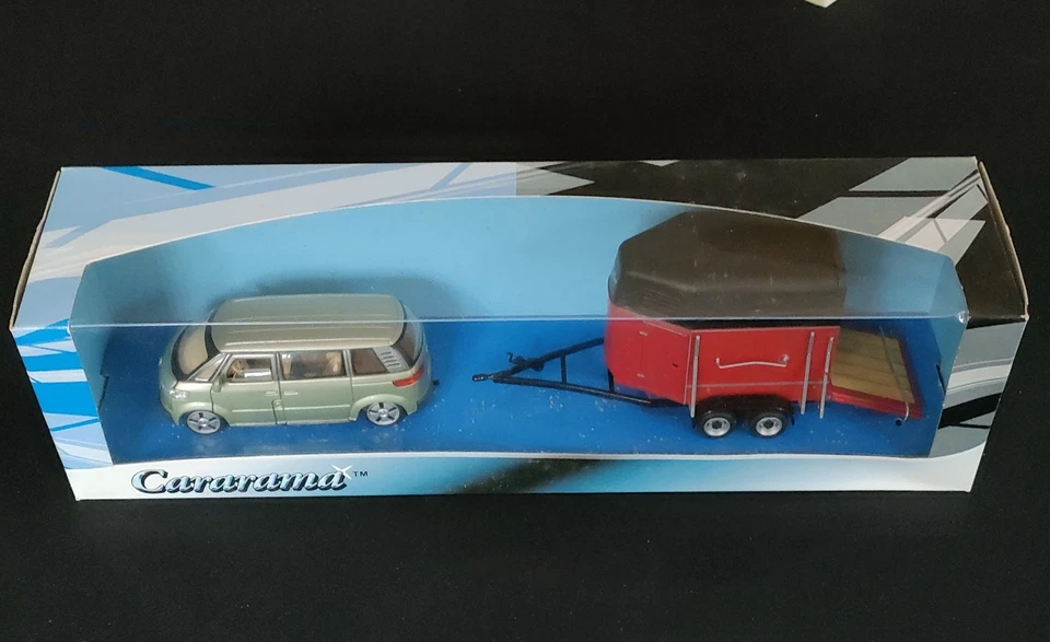 Cararama 1:43 x2 VW Microbus + Horsebox / VW T2 Pickup + remolque/carga avión Nuevo en caja Foto 2 de 4