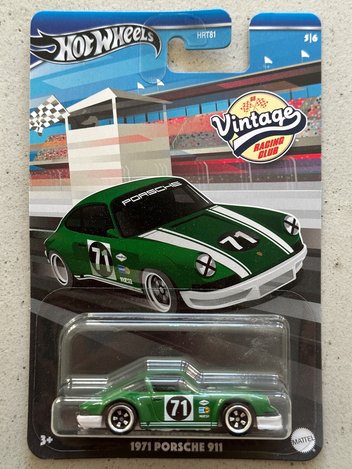 2024 Hot Wheels Vintage Racing Club 1971 PORSCHE 911 with Protector
