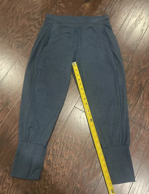 sweaty-betty jogger yoga capris athleisure pants