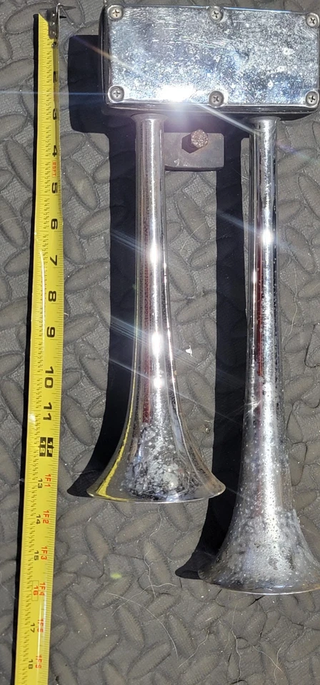 Vintage Hadley Chrome Dual Air Horns Rat Hot Rod Works Good Loud Car Truck Boat - Image 4 of 4