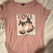 Rue21 Womens XL Pink LOVE Graphic Crew Neck R...