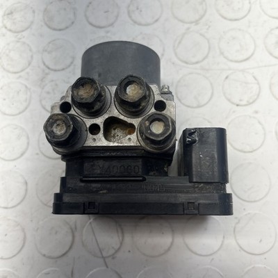Triumph Trident 660 2021 ABS pump and control unit OEM