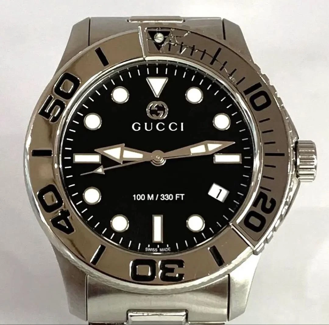 Montre de plongée Gucci 126.2 cadran noir quartz acier inoxydable analogique homme KI250328127