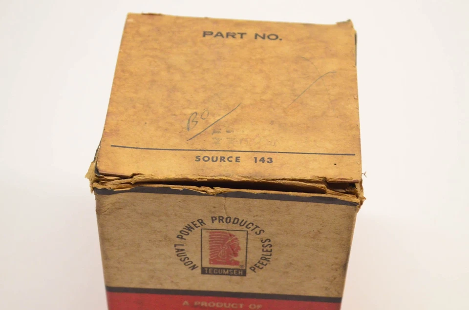 Tecumseh 33024 Battery Cover NOS - Imagem 3 de 3