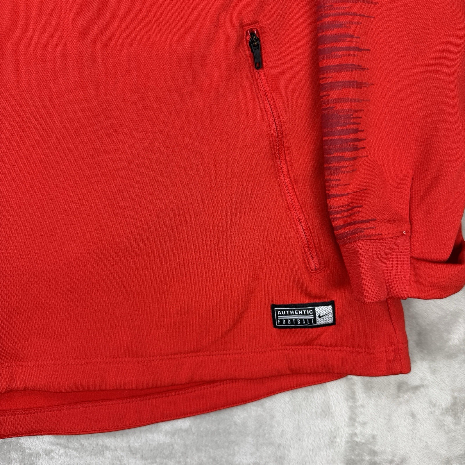 SACAI X NIKE Giacca Nike Inghilterra 2018 Mondiali Inno Full Zip Rossa Uomo 2XL Calcio Calcio Calcio