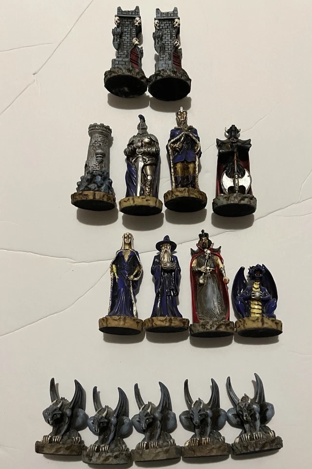 Good VS Evil | Gothic Medieval Chess Set | 2003Adams Apple Games 15 Peaces - Image 2 of 4