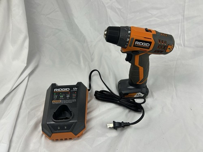 #ad NICE RIDGID TOOL NO R82005 CORDLESS 12V 3 8quot; DRILL 4 AH BATTERY 12V CHARGER $109.99