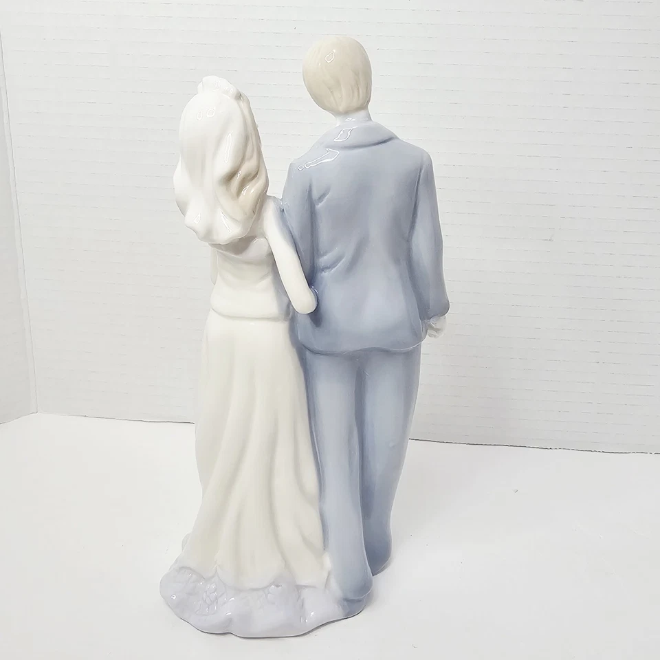Estatuilla de porcelana para novia y novio adorno de pastel de boda pareja ramo azul Foto 3 de 4