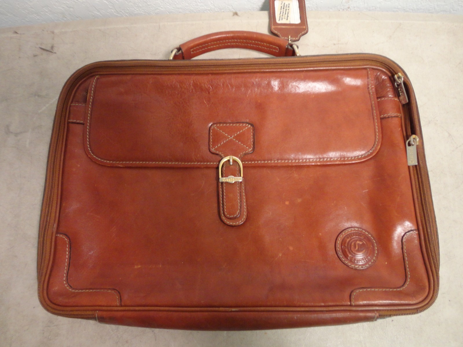 Colombo series by Castello Classic Leather Laptop Bri… Gem