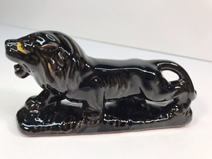 Mid Century Modern Black Lion Sculpture 6” Japan Red Ware