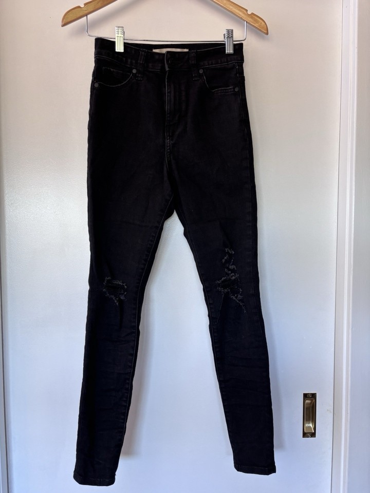TARGET Size 8  Ripped Accent black denim high rise jeans STRETCH