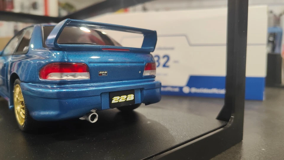 Subaru Impreza 22B 1998 Sonic Blue 1-18 diecast modellino Solido auto sportiva - Immagine 2 di 4