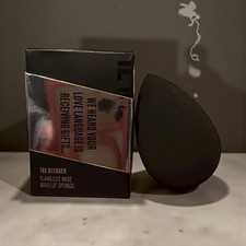 The Blender Flawless Base Makeup Sponge NIB 12 MSRP