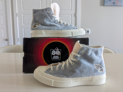 Converse Chuck Taylor ''What's up Doc?  Bugs Bunny Unisex Mens 9 Womens 11