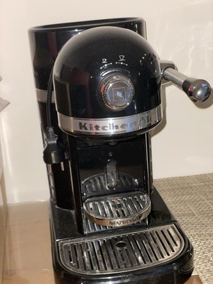 KitchenAid Artisan Kaffeemaschine Nespresso Schwarz Defekt
