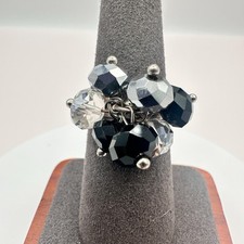 Vintage Y2K Silver-Tone Beaded Ring Statement Women's Classic Fashion Jewelry