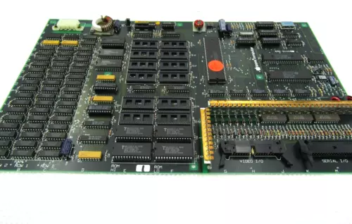 Apple computer 820-0131-C Board 1985-87