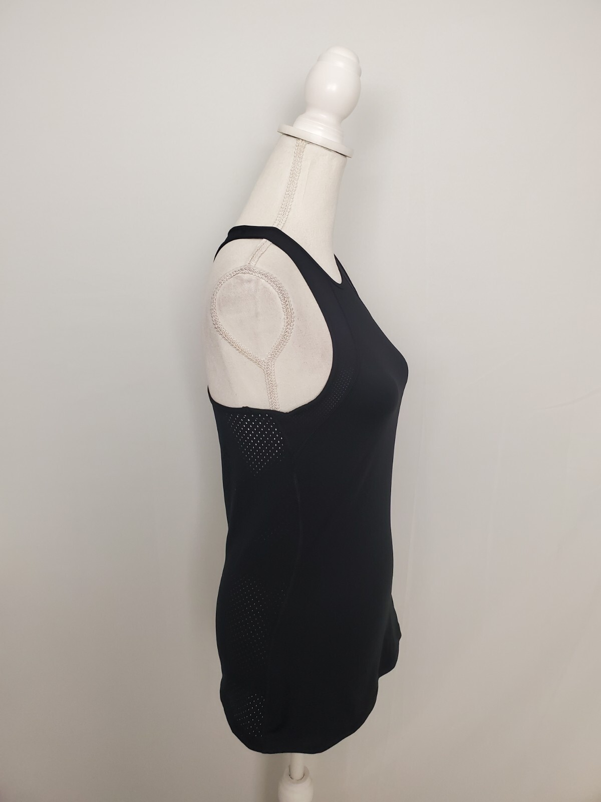 Nike Pro Hypercool Solid Black Athletic Tank Top … - image 4