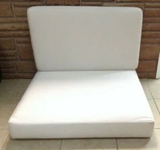 2 pc Frontgate Sunbrella Outdoor Lounge Chair Cushion Quick Dry white 31x27.5