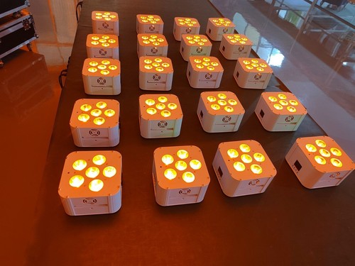 4pack Battery LED Par Uplighting w/bag Wireless DMX IR 6x18W 6in1 for DJ Wedding - Picture 15 of 19