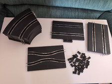 Artin Slot Car Tracks Lot 16 Pieces  34 Track Clips Parts 1:43 Scale