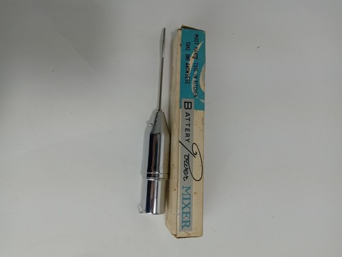 Vintage Battery Power Mixer Barware Chrome SEE VIDEO - Picture 2 of 4