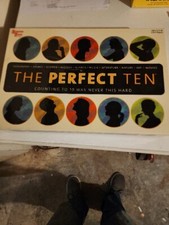 The Perfect Ten University Games Trivia Board Game 2 to 6 Players 12 NEW 2003