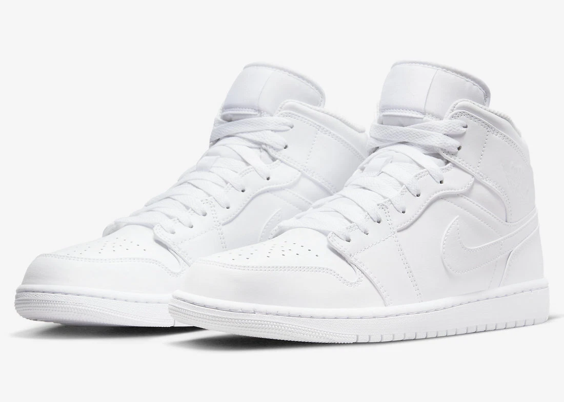 Jordan retro 1 triple best sale white