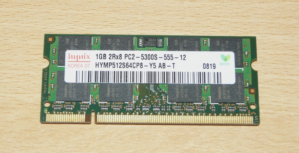 NEU HYNIX HYMP512S64CP8-Y5 HYMP112S64C 1GB DDR2 667MHz PC2-5300 Laptop-Speicher