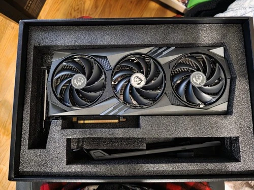 GeForce RTX 4080 16GB - Thumbnail 2