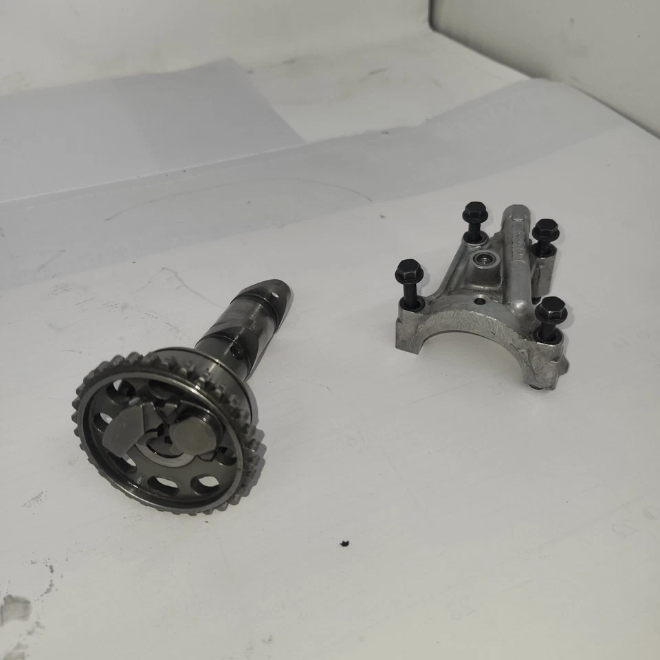 2004 Yamaha Wr450f Exhaust Cam With Cap - Image 2 of 4