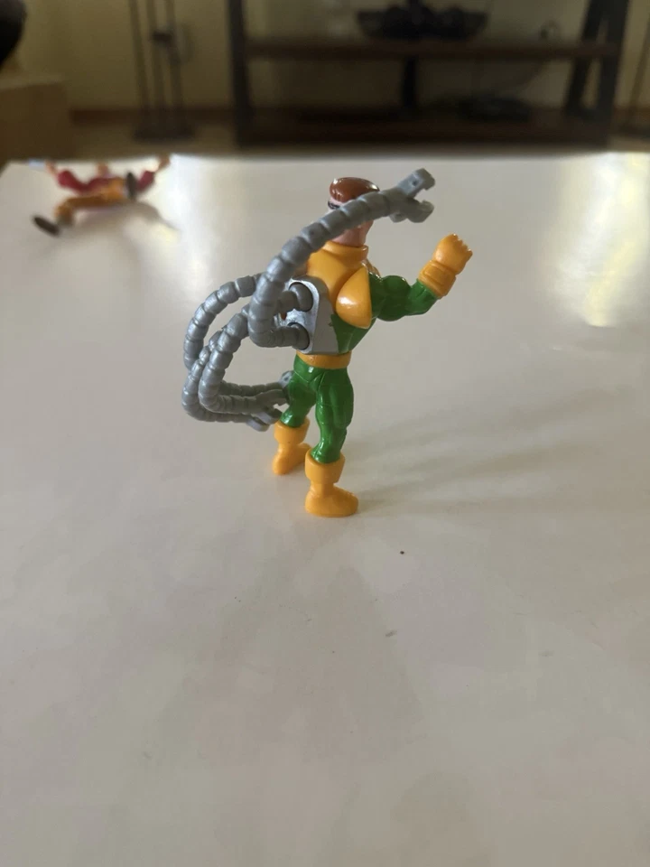 Figura de acción Marvel de colección 1995 Dr. Octopus McDonald's Happy Meal Toy 3,5 pulgadas Foto 2 de 4