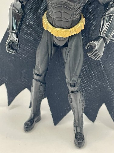 BATMAN Begins Battle Gear 5.5" DC Figure 2005 Action Figure - Picture 8 of 21