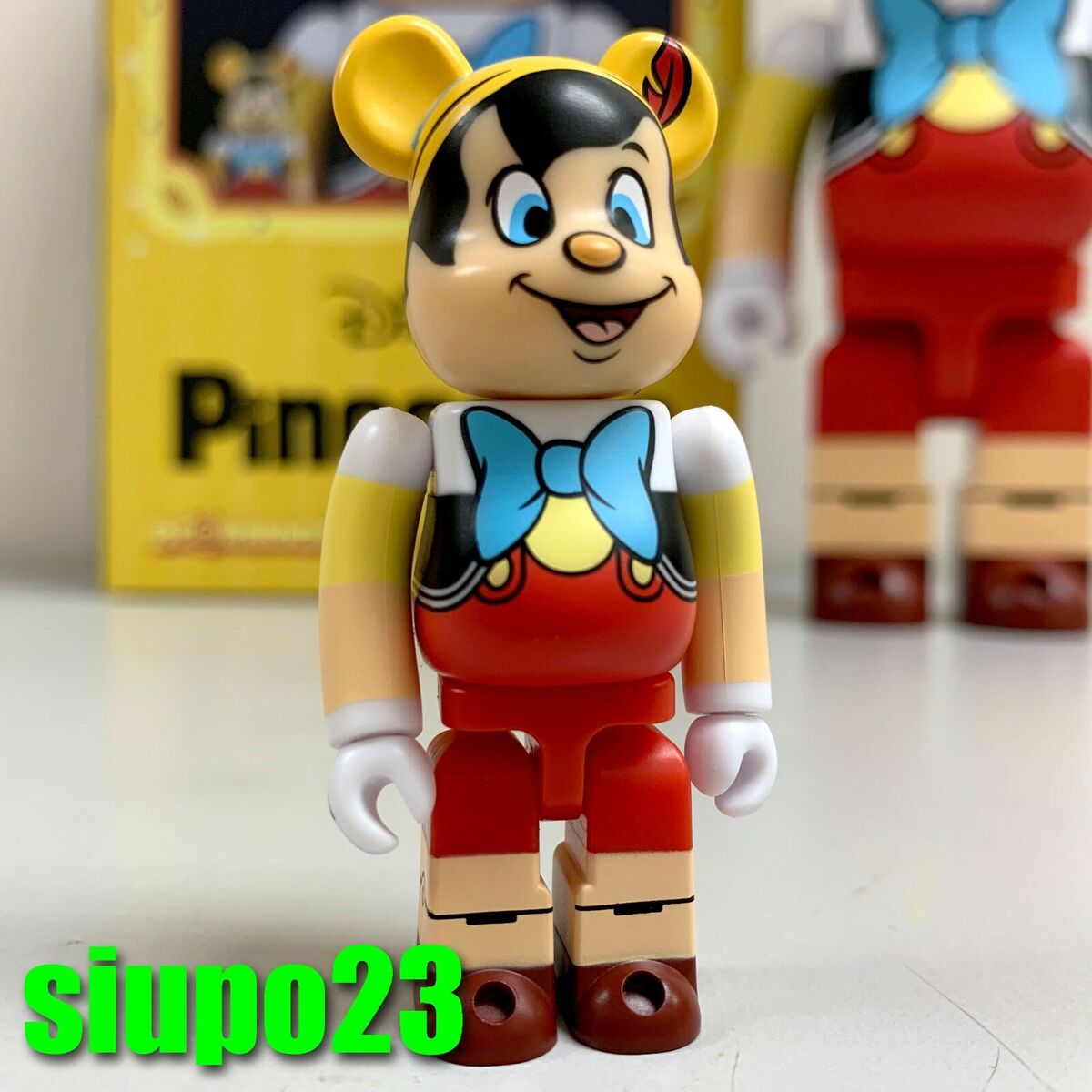 Medicom 400% + 100% Bearbrick ~ Disney Pinocchio Be@rbrick Medicom 400% + 100% Bearbrick ~ Disney Pinocchio Be@rbrick