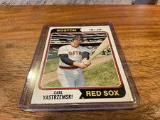 Topps 1974 Carl Yastrzemski Base Card Red Sox  HOF Legend NMT