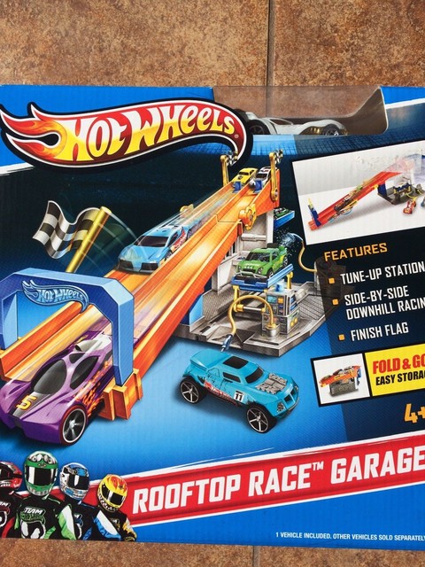 hot wheels rooftop race garage