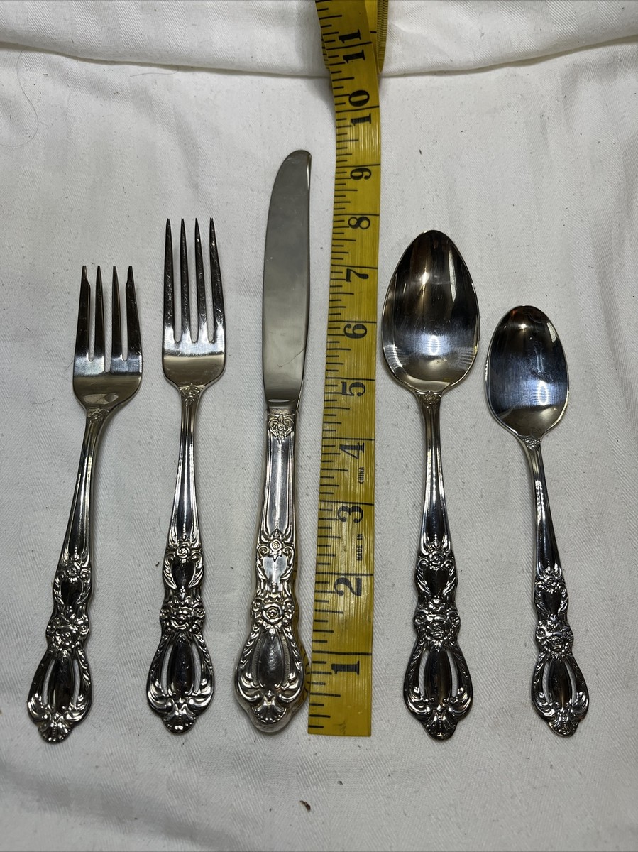 1847 Rogers Bros GRAND HERITAGE Silverplate Flatware Place