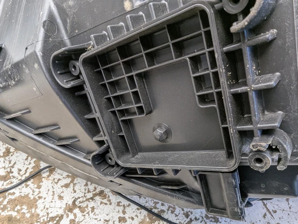 Passenger Headlight US Built VIN 5 1st Digit Halogen Fits 16-18 OPTIMA 792599 - Image 3 of 4