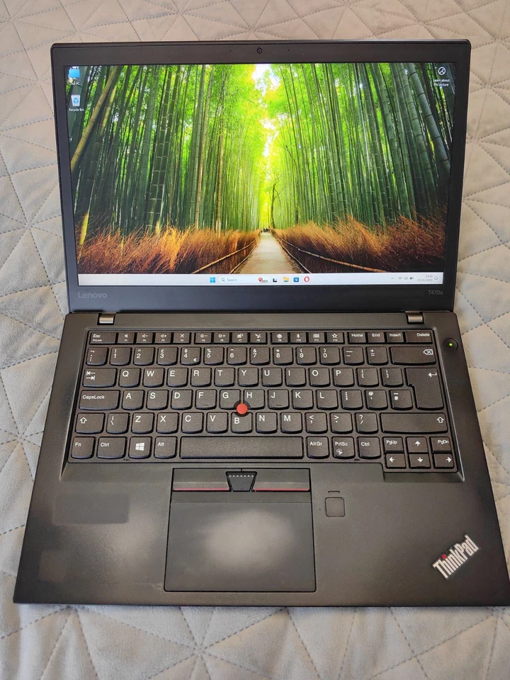 Lenovo ThinkPad T470s · i5-6300U · 8GB · 256GB, photo 1 of 5