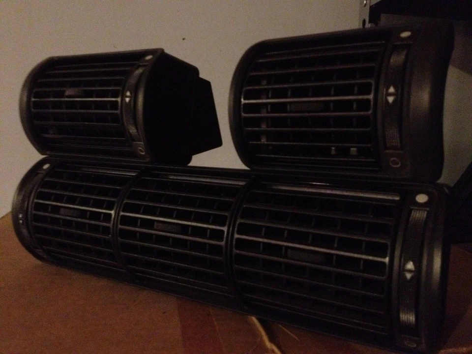 1997 年奥迪 A4 AC/HEAT VENTS(3 件套)免运费! CT — 第 4/4 张图片