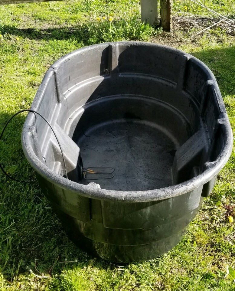 150 Gallon Rubbermaid Stock Tank & Custom OOAK Drain Plug Water Heater